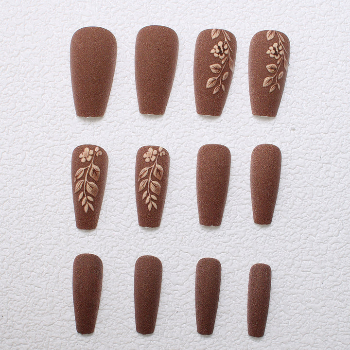 Elegante florale matte Press-On Nägel Karnz