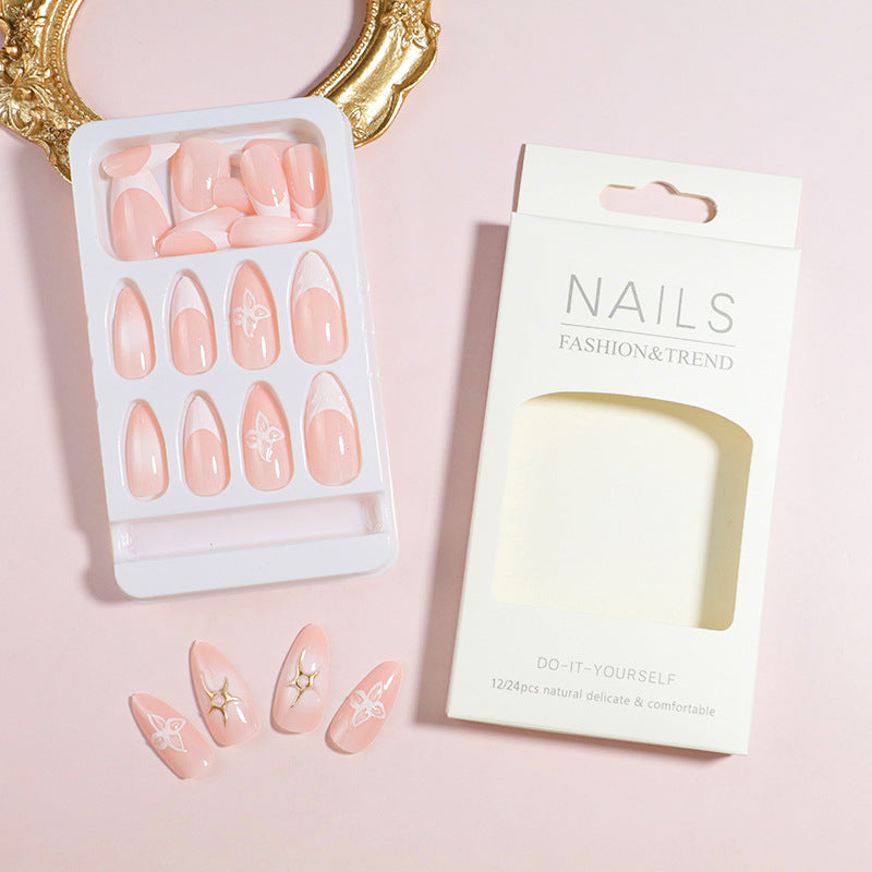 DIY Elegantes Aufklebenägel-Set Karnz