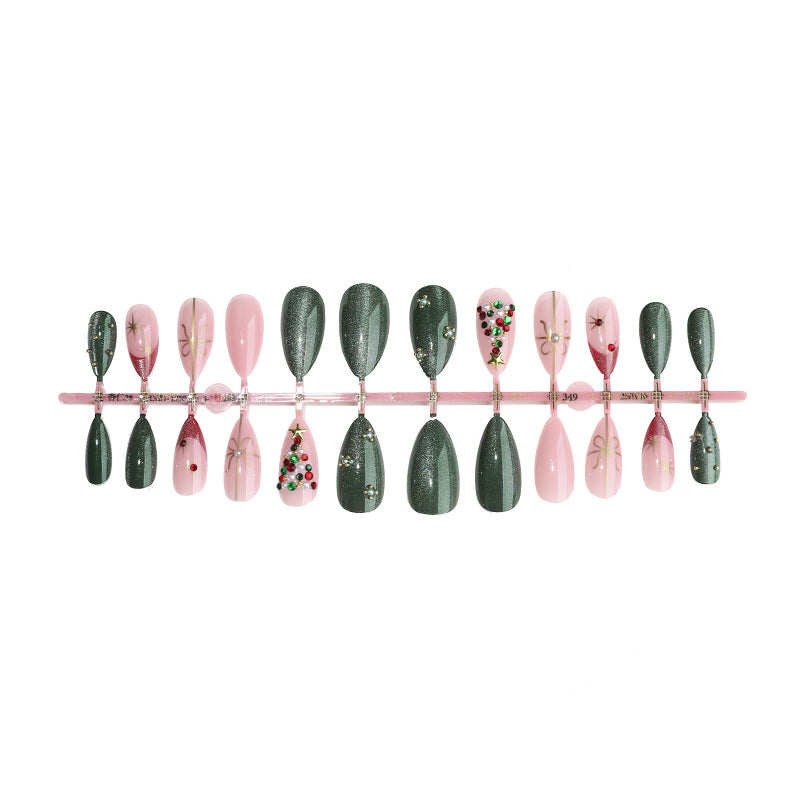 Urlaubs-Themen Press-On Nail Art Set mit dekorativen Weihnachtselementen Karnz