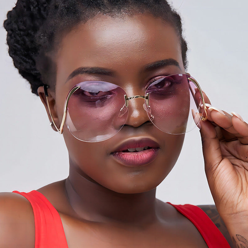 Damen luxuriöse Oversized-Sonnenbrille mit innovativem Rahmen und UV-Schutz Karnz