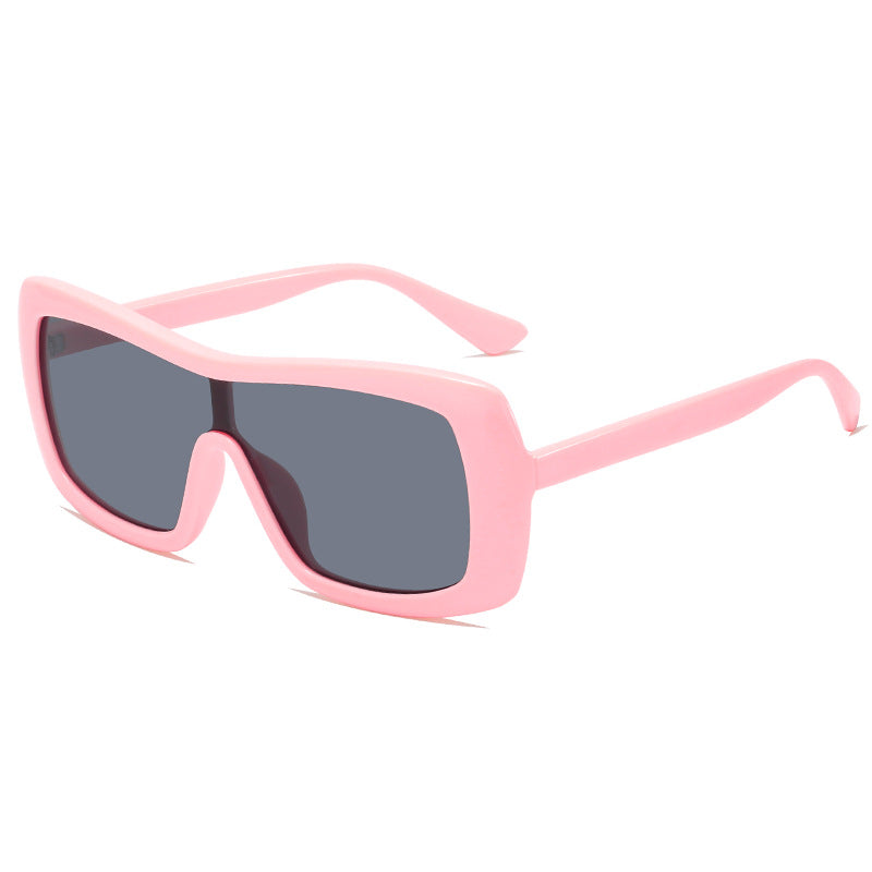 Damen stilvolle Oversize-Sonnenbrille im futuristischen Design Karnz