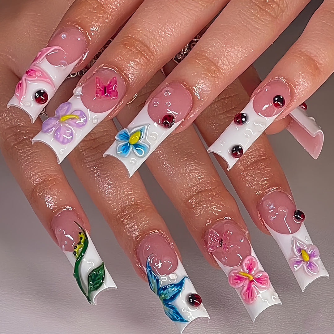 Floral Artistry Press-On Nägel Karnz