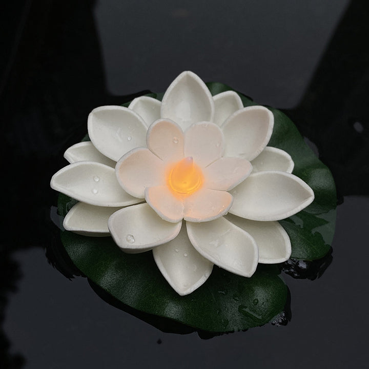 Schwimmende LED-Lotusblume Dekoratives Licht mit wasserdichtem Seerosenblatt-Boden