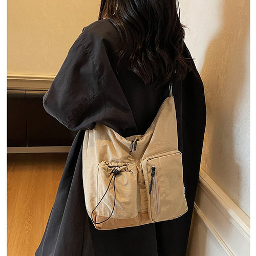 Praktische Mehrtaschen-Schultertasche Karnz