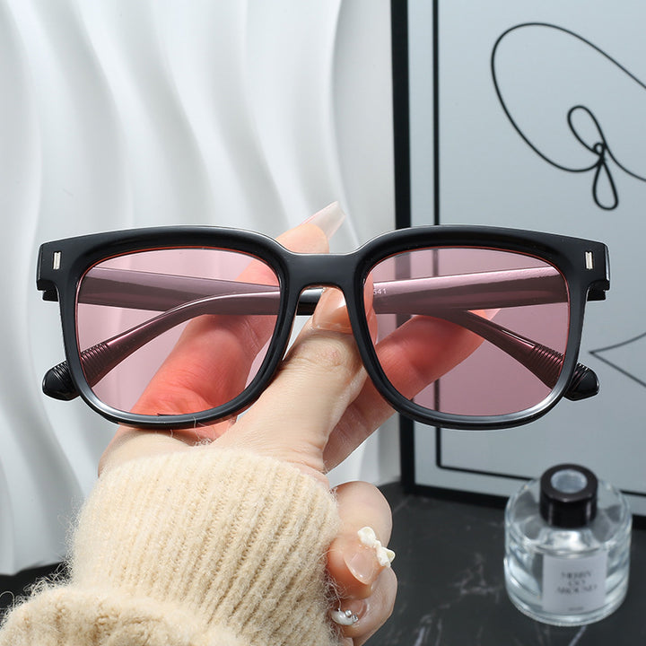 Damen Modische quadratische Sonnenbrille mit transparentem Rahmen Karnz