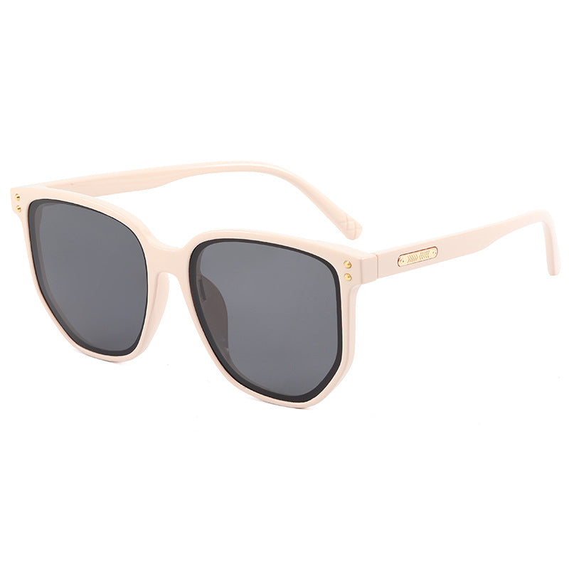 Damen modische Oversized-Sonnenbrille mit robustem Kunststoffrahmen Karnz
