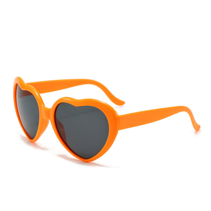 Herzförmige Sonnenbrille