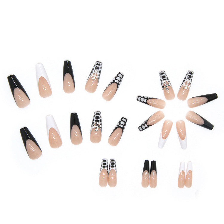 Kunstnagelset mit eleganten 3D-Verzierungen und kreativen Motiven Karnz