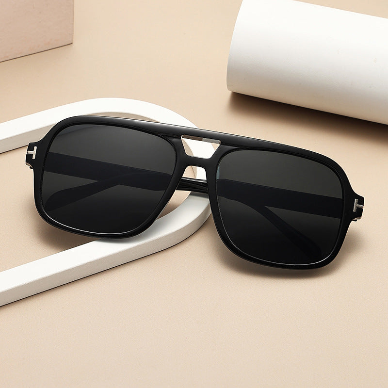 Damen Modische quadratische Sonnenbrille mit robustem Rahmen Karnz