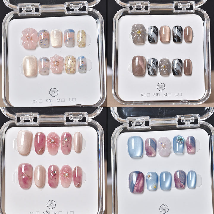 Dekorativer Floral Press-On Nagelset Karnz