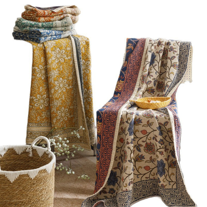 Umkehrbare gesteppt Kantha-Wurfdecke mit floralem Blockdruck