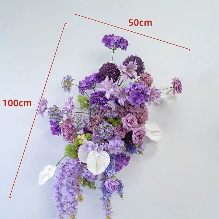 Elegante hängende Blumenarrangement