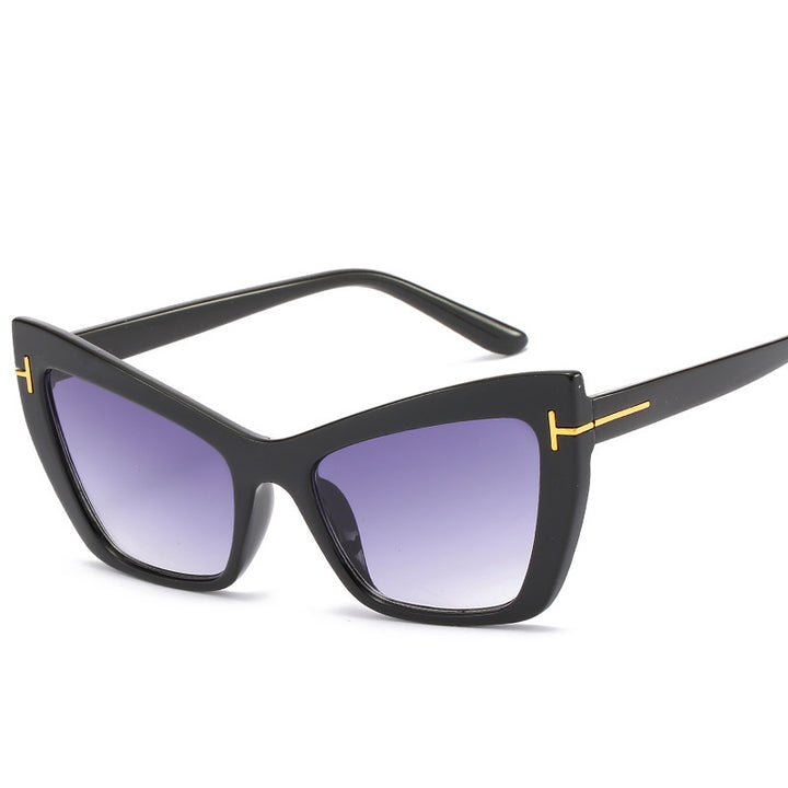Cat-Eye-Rahmen-Sonnenbrille mit verlaufenden Gläsern Karnz