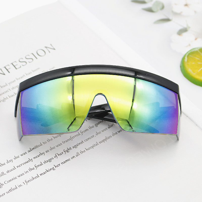 Damen Sicherheitsbrille im modernen Design Karnz