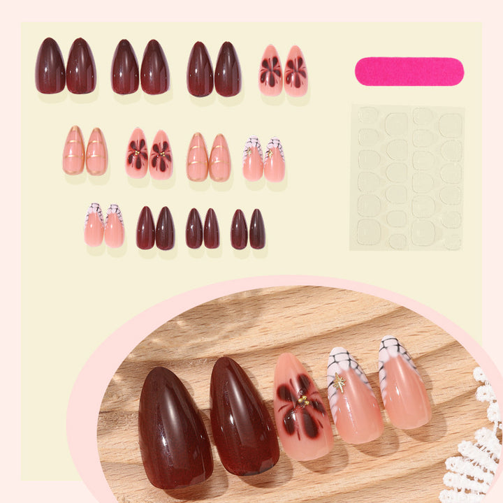 Dekoratives Floral Press-On Nagelkunst Set Karnz