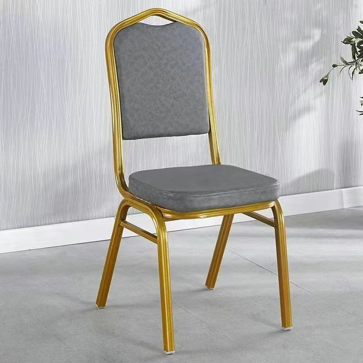 Eleganter gepolsterter Essstuhl mit goldenen Rahmen Karnz