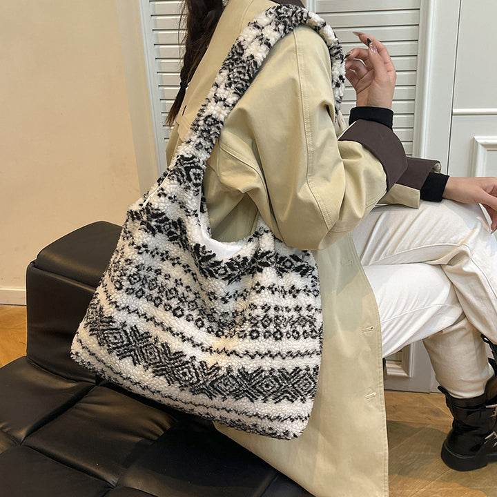 WoBohemian Strick Hobo Tasche Karnz
