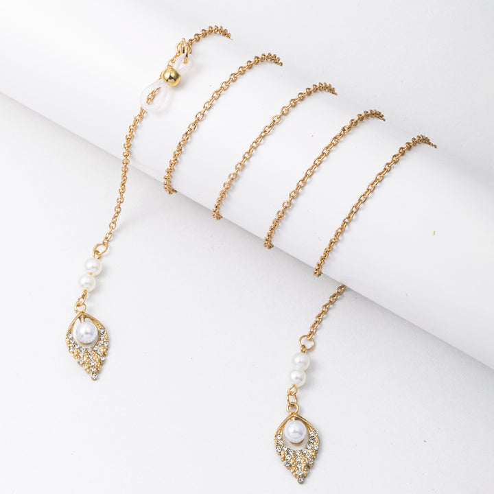 Elegante Perlenohrringe mit Kette Karnz