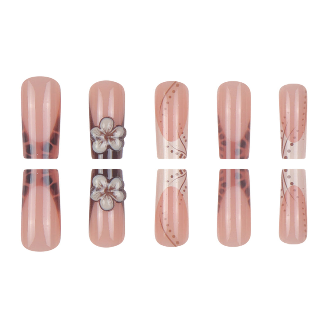 Floral Design Press-On Nails Karnz