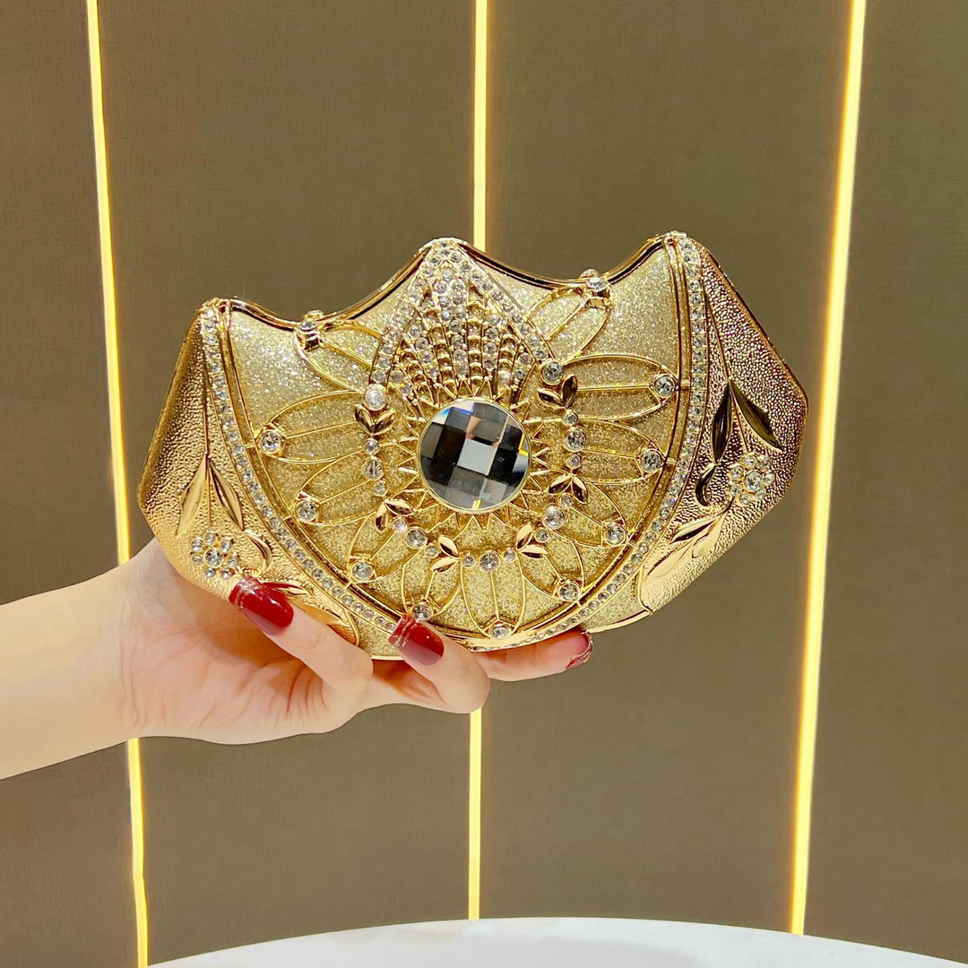 Blumeninspiriertes Strass-Abend-Clutch