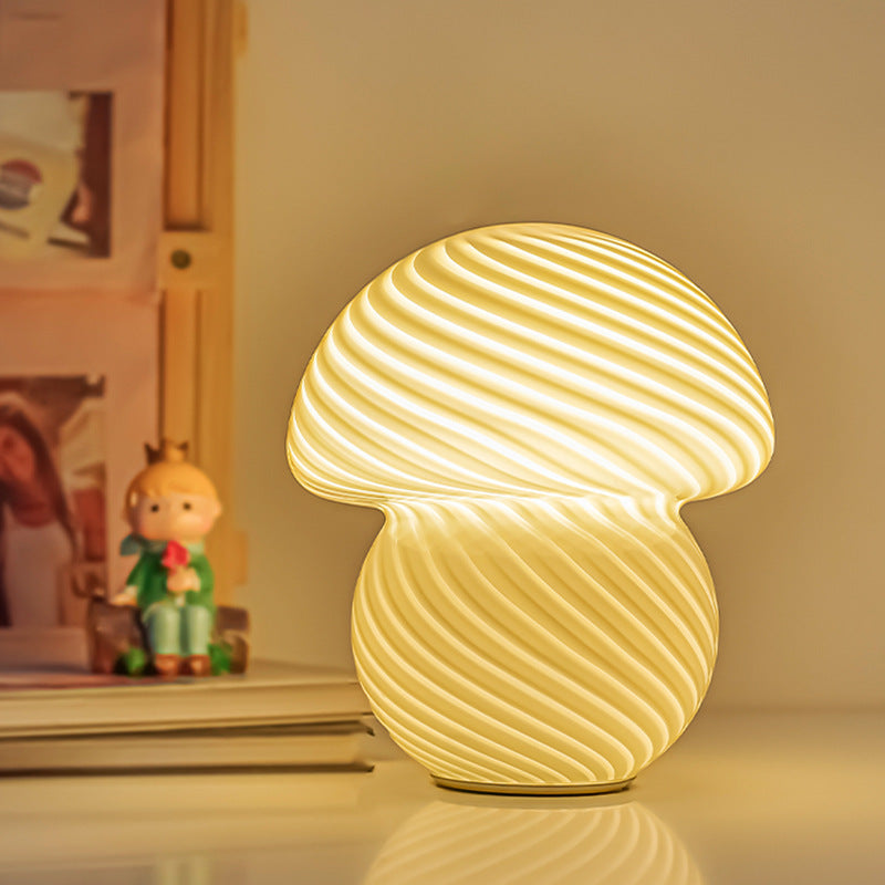 Skulpturale Pilz Tischlampe