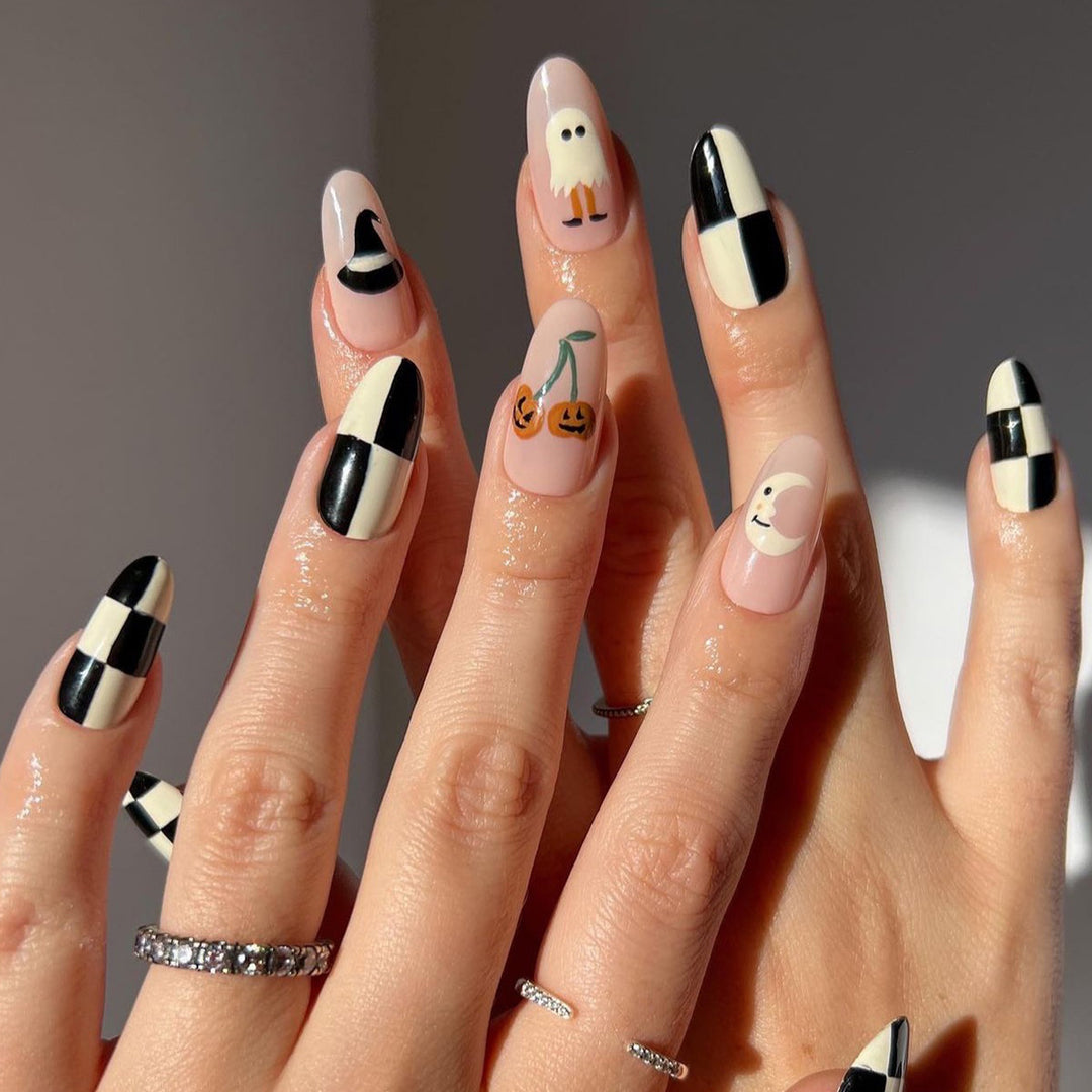 Künstliche Nagelkunst im Halloween-Design Karnz