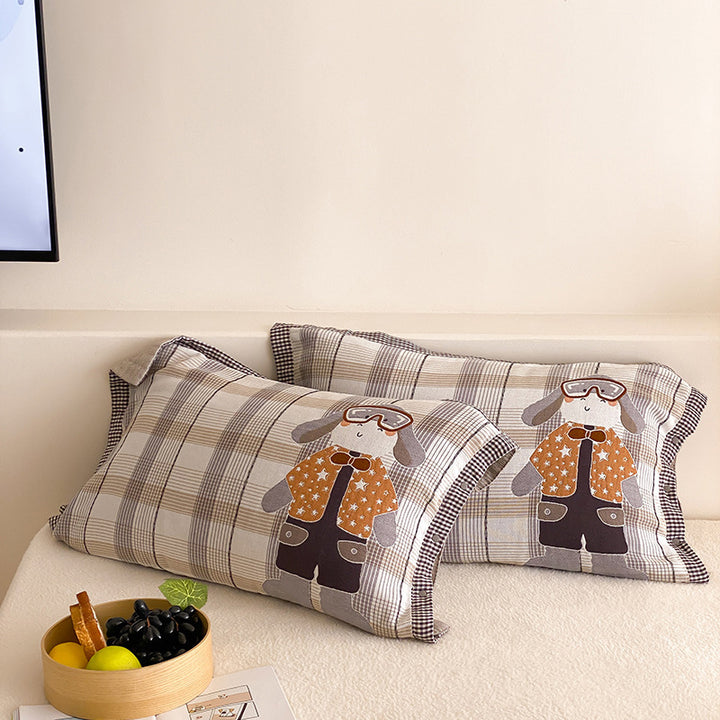 Kinder-Kissenbezüge mit niedlicher Bär-Applikation und kariertem Musselin-Look