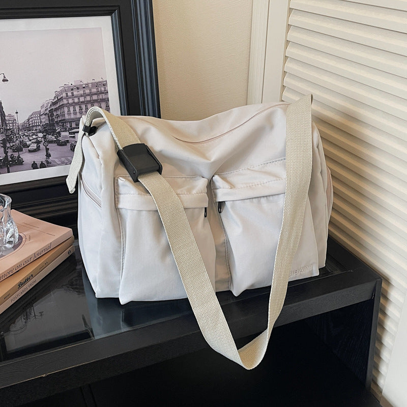 Multi-Taschen Reise