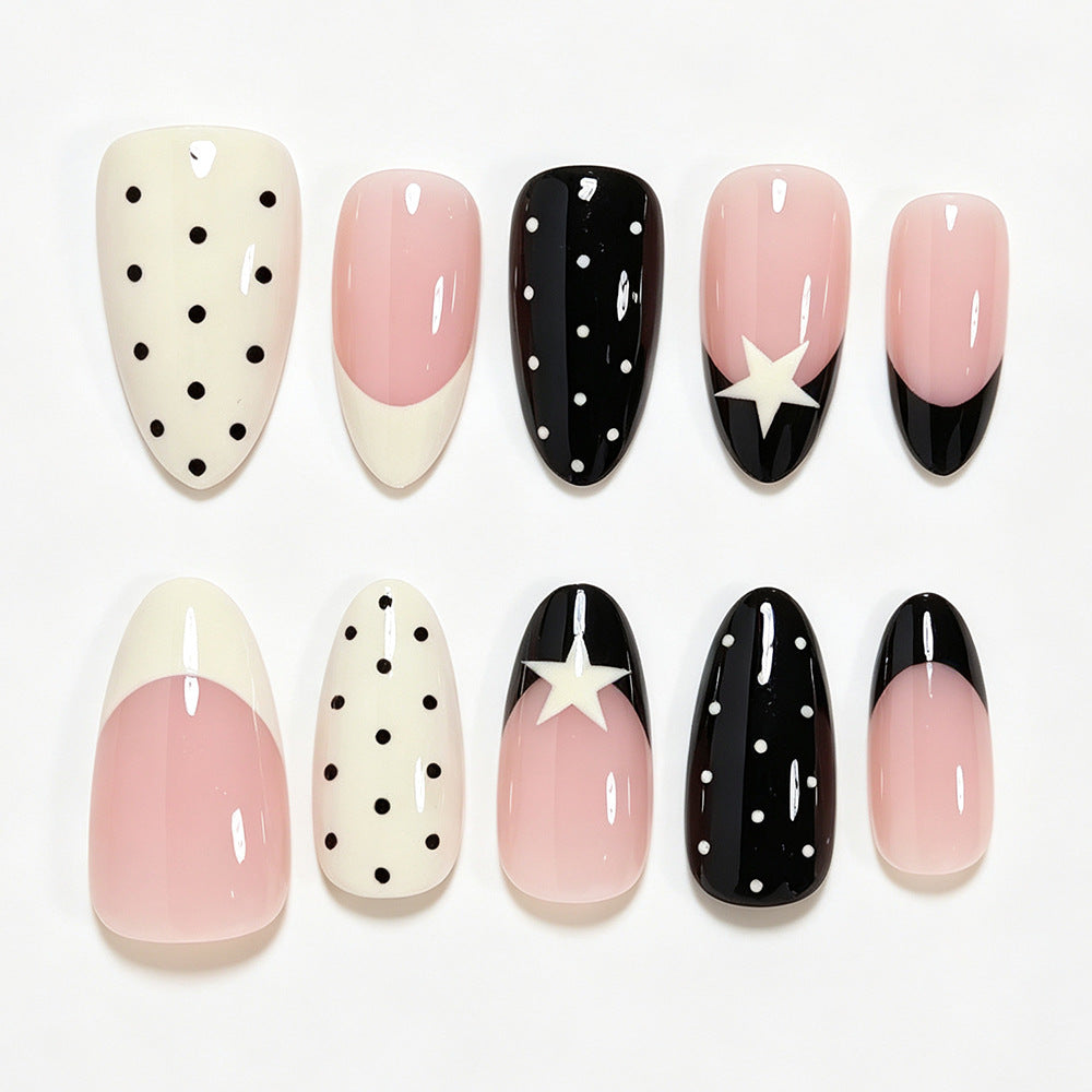 Dekoratives Press-On Nagelset Karnz