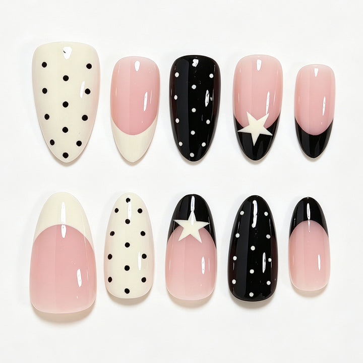 Dekoratives Press-On Nagelset Karnz