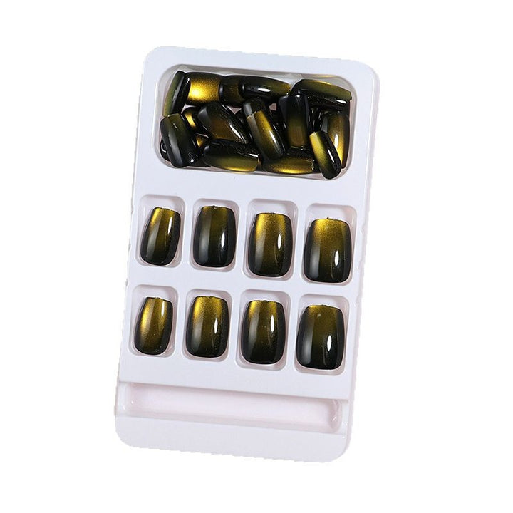 Glänzende Metallische Press-On Nagelspitzen Karnz