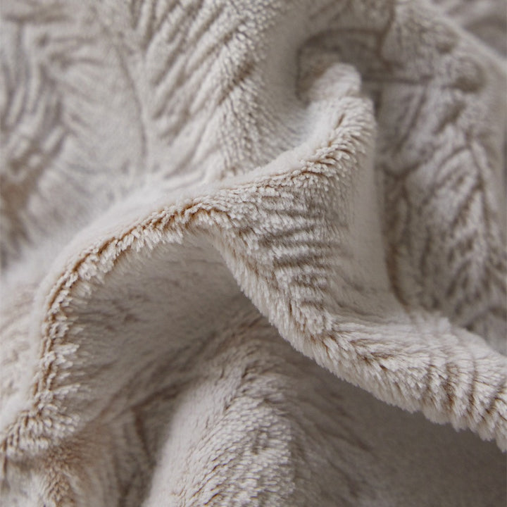 Gep quiltete botanische Jacquard-Bettwäsche mit kontrastierendem Kante