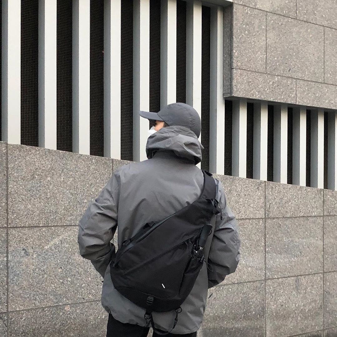 Sling-Style Reise-Rucksack Karnz