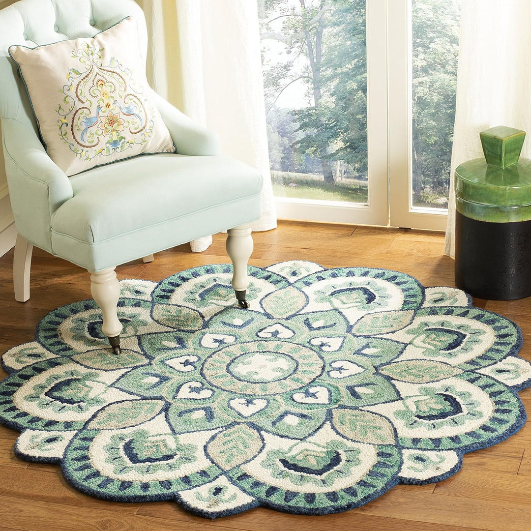 Dekorativer floraler Teppich