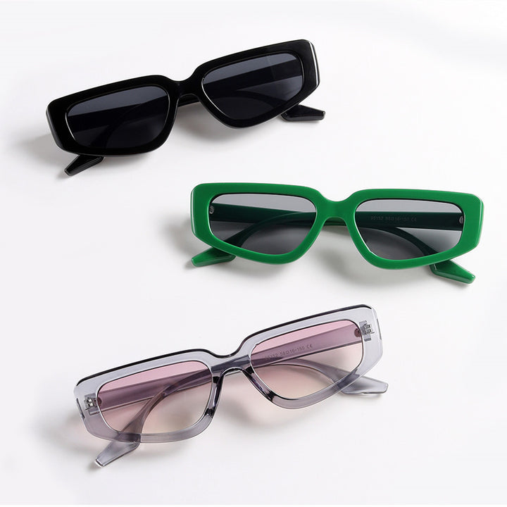 Damen modische quadratische Sonnenbrille mit modernem hochglänzendem Kunststoffrahmen Karnz