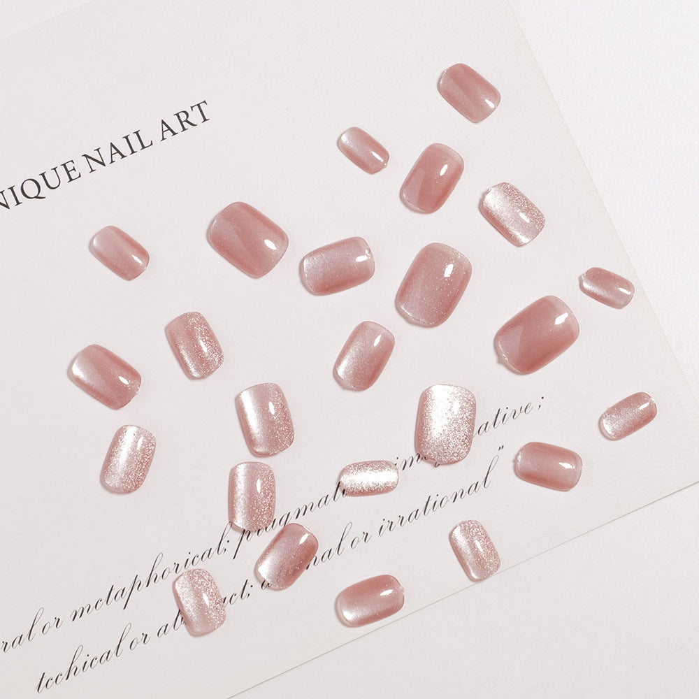 Schimmernde Press-On-Nagelkollektion Karnz