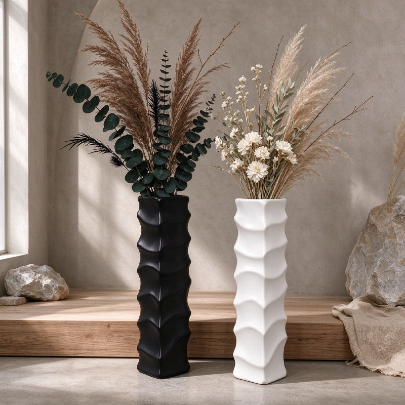 Dekorative Slim Wave Vase Karnz