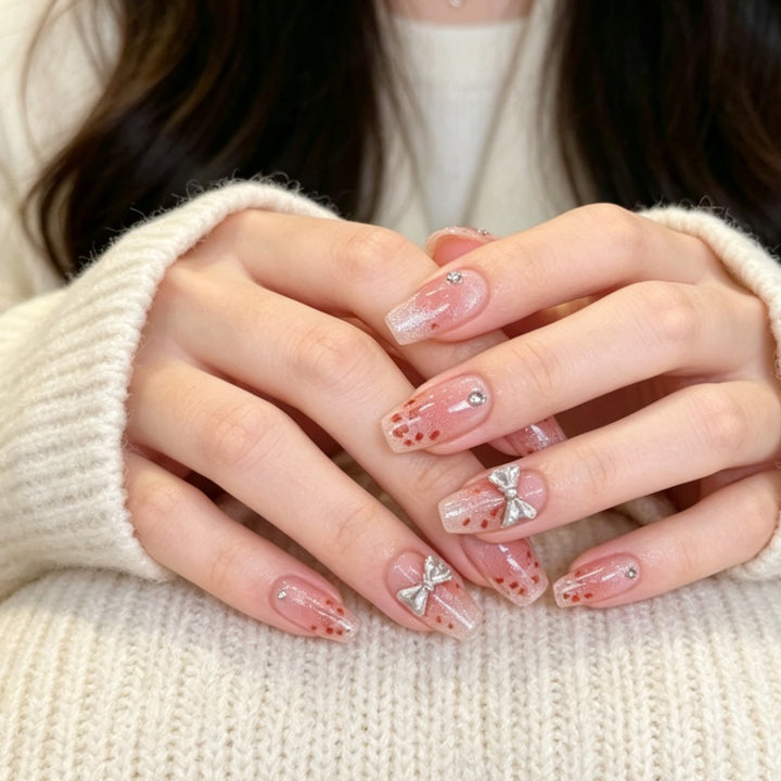 Elegantes Press-On-Nagelkunstset mit Strass-Akzenten Karnz