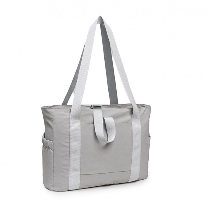 Geräumige Tragetasche mit Innovativem Innenorganisation Karnz