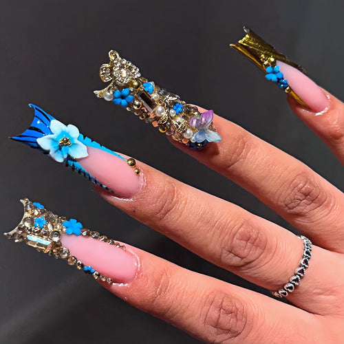 Künstlerisch Blumenschmuck Druck-auf-Nagelverlängerungen Karnz