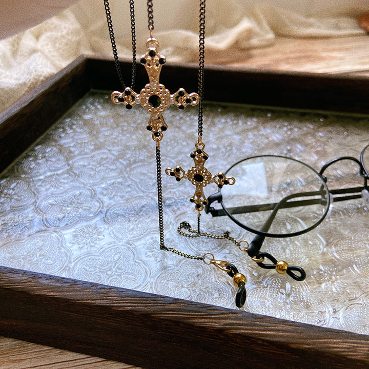 Elegante Halskette mit Kunststein-Anhängern Karnz