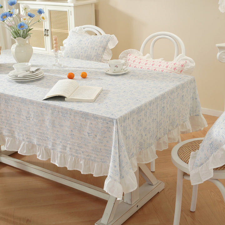 Rüsch Blümchenmuster Tischdecke