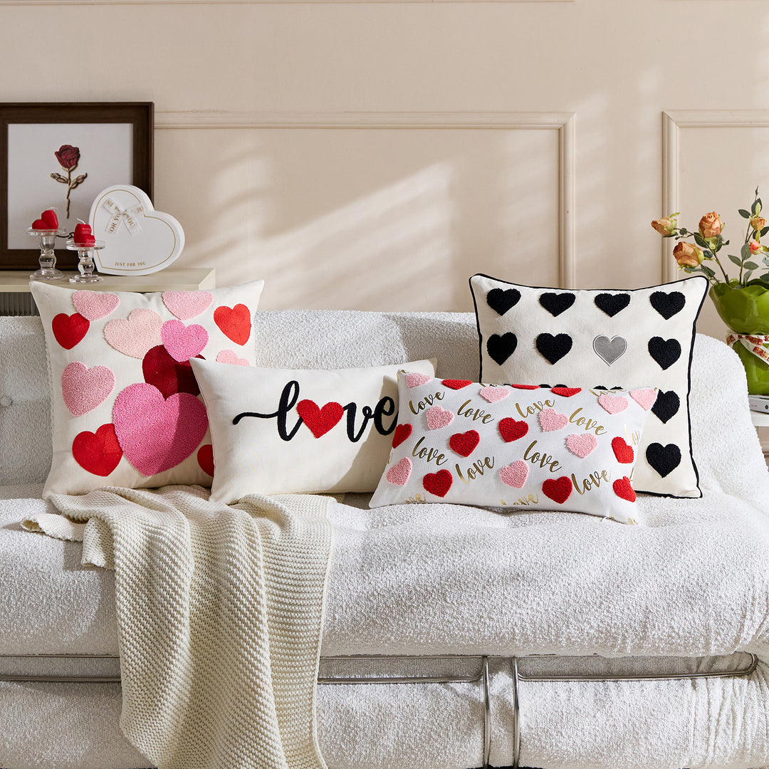 Bestickte Script Love Kissenbezug mit tufted Herz