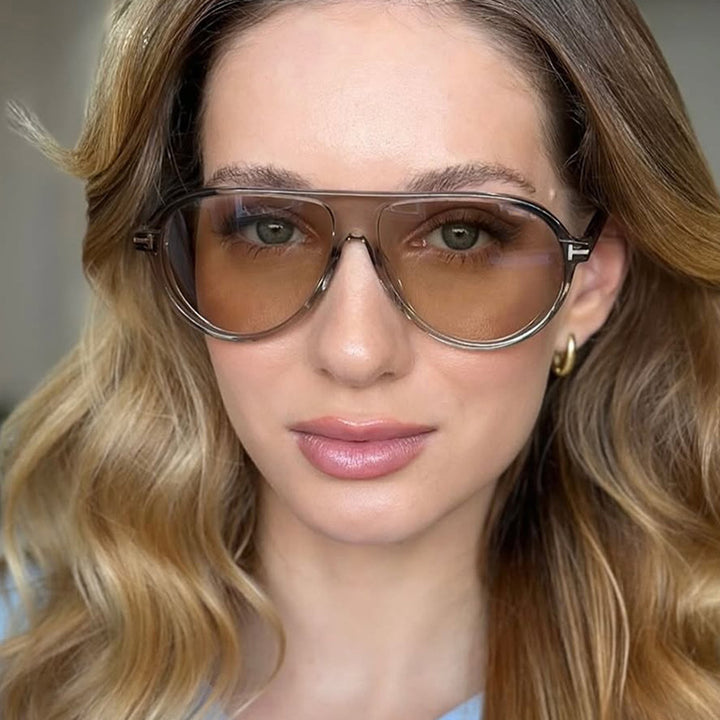 Damen stilvolle Sonnenbrille im aerodynamischen Design Karnz