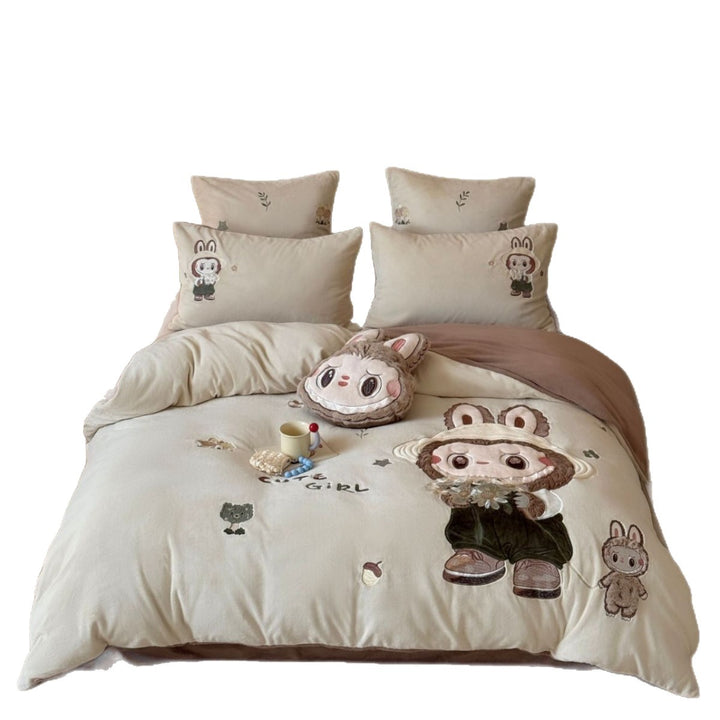 Plush Appliqué Embroidered Reversible Duvet Cover Set with Pillow Shams