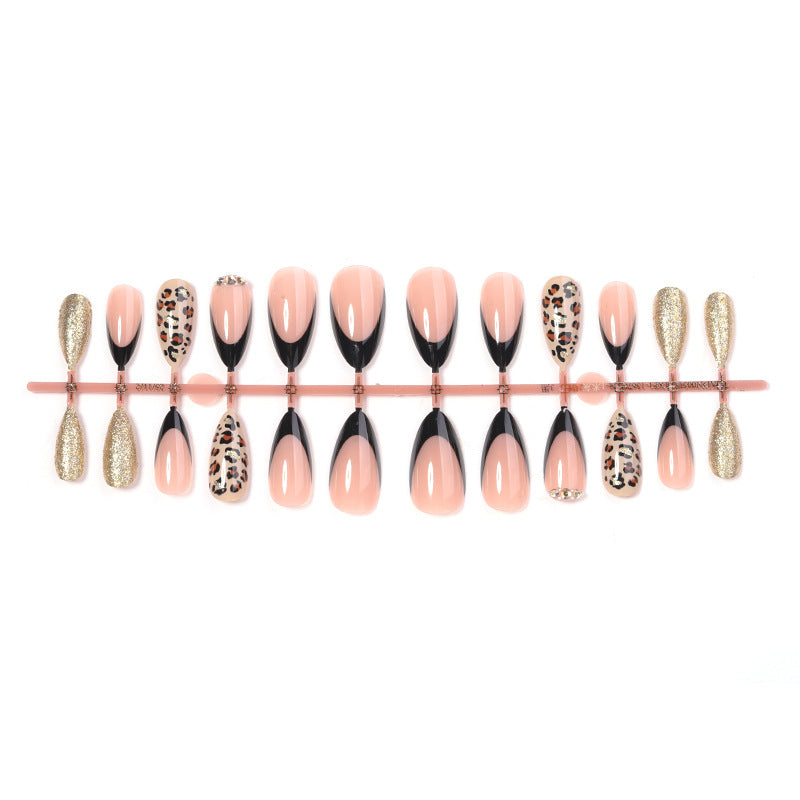 Press-On-Nail-Art-Set Karnz