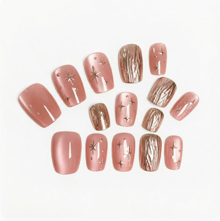 Kunstnagelset Karnz
