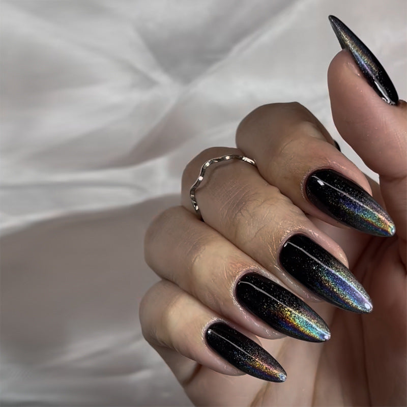 Elegante Stiletto Press-On Nagelkunst mit Strass-Akzenten Karnz