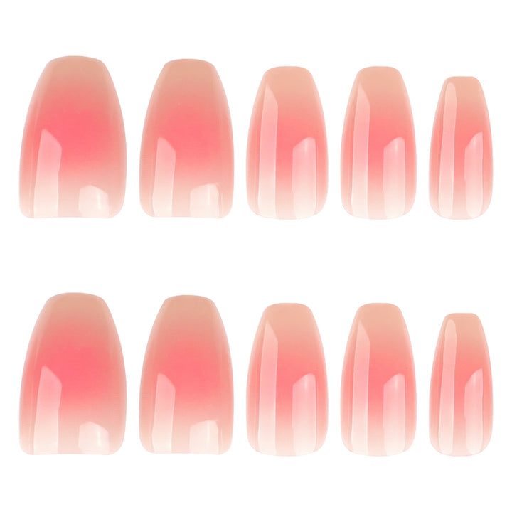 Stilvolle Nagelverlängerungen mit elegantem Ombre-Design Karnz