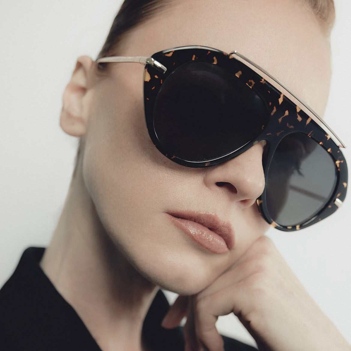 Damen Sonnenbrille im eleganten Hexagon-Design Karnz